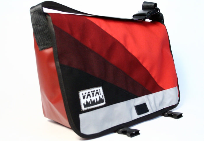 BON FIRE MEDI MESSENGER BAG