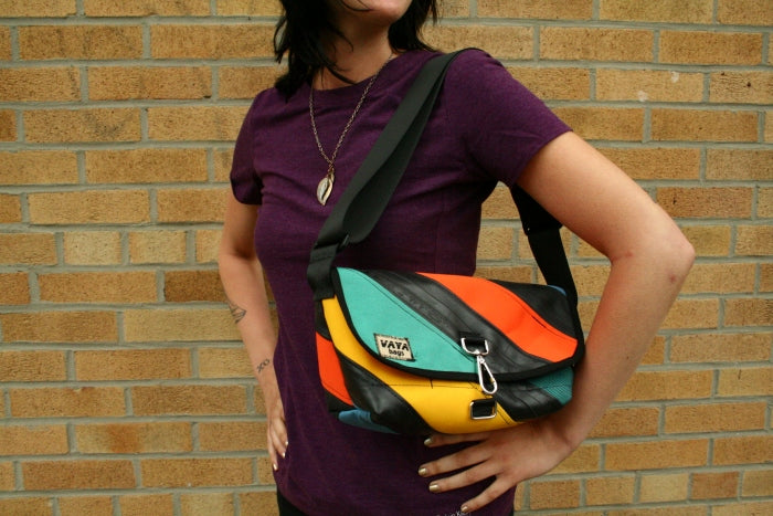 ORANGE-AQUA PURSE