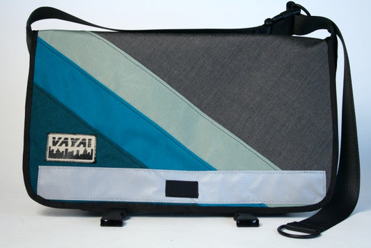 TEAL APPEAL MESSENGER