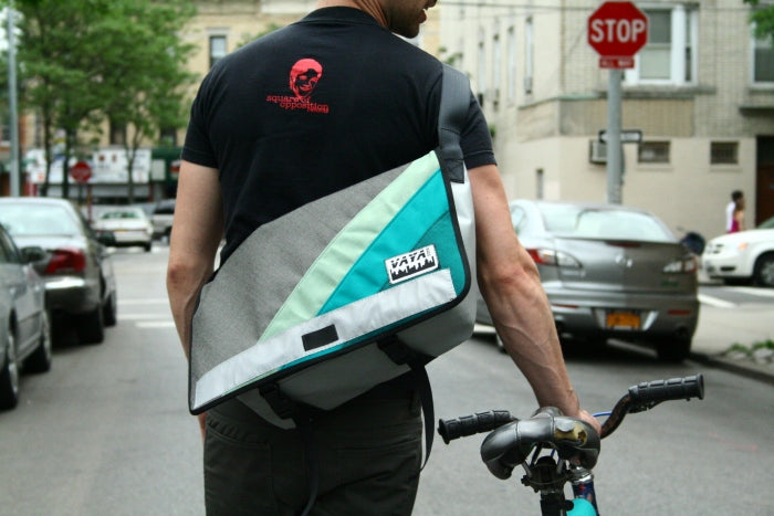 TEAL APPEAL MESSENGER
