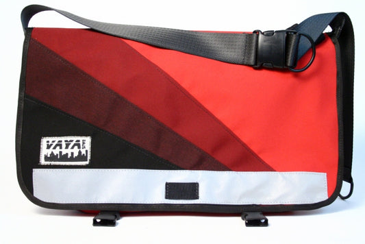 BON FIRE MEDI MESSENGER BAG