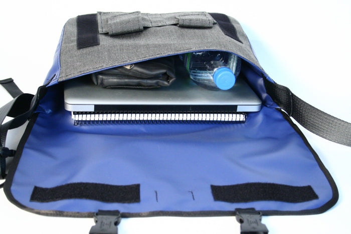 I LOVE TWEEDS PETITE MESSENGER BAG